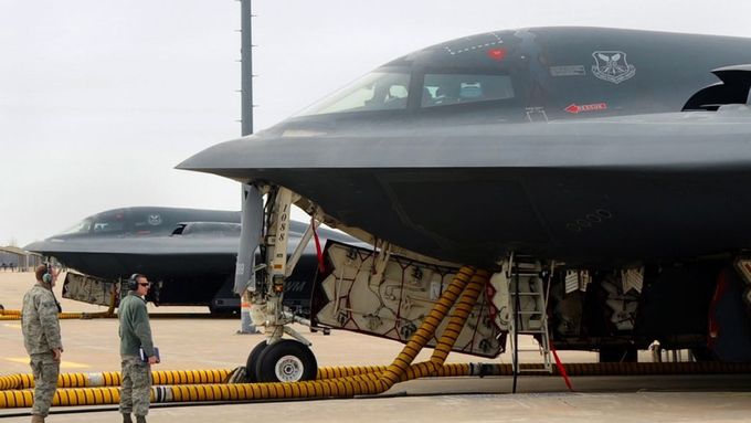 Americké letouny B-2 Stealth.