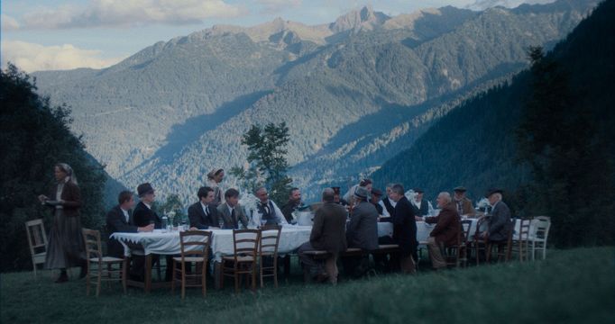 Další postavou příběhu jsou nádherné italské scenérie