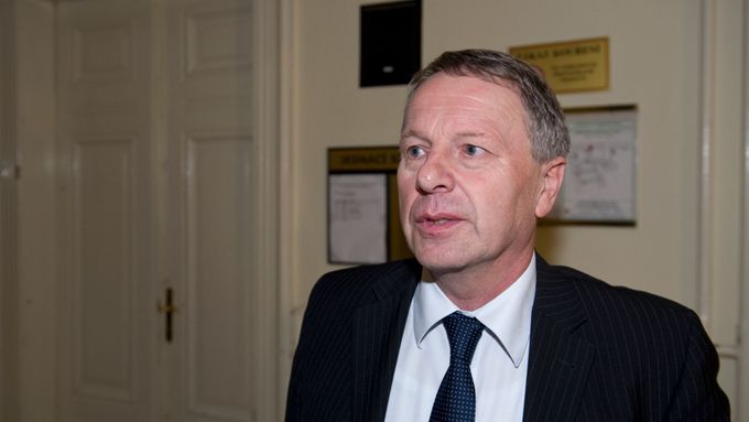 Jan Komárek, bývalý ředitel Správy železniční dopravní cesty, stíhaný za předražený nákup elektřiny.