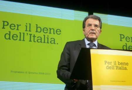 Opoziční vůdce a bývalý evropský komisař Romano Prodi by mohl dovézt sjednocenou opozici k vítězství v dubnových parlamentních volbách
