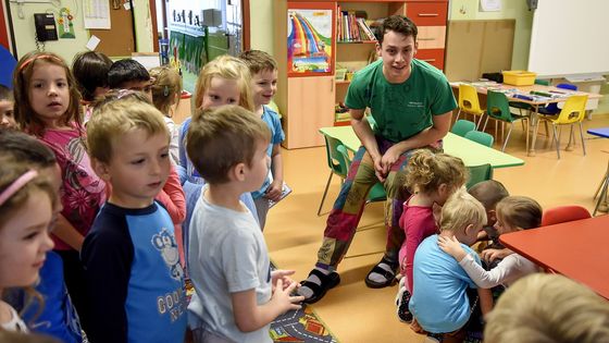 Foto: Jan Fajmon, jeden z mála učitelů-mužů ve školce