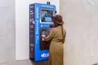 Na nádražích startují automaty na filtrovanou vodu. Vyžadují aplikaci nebo kartu