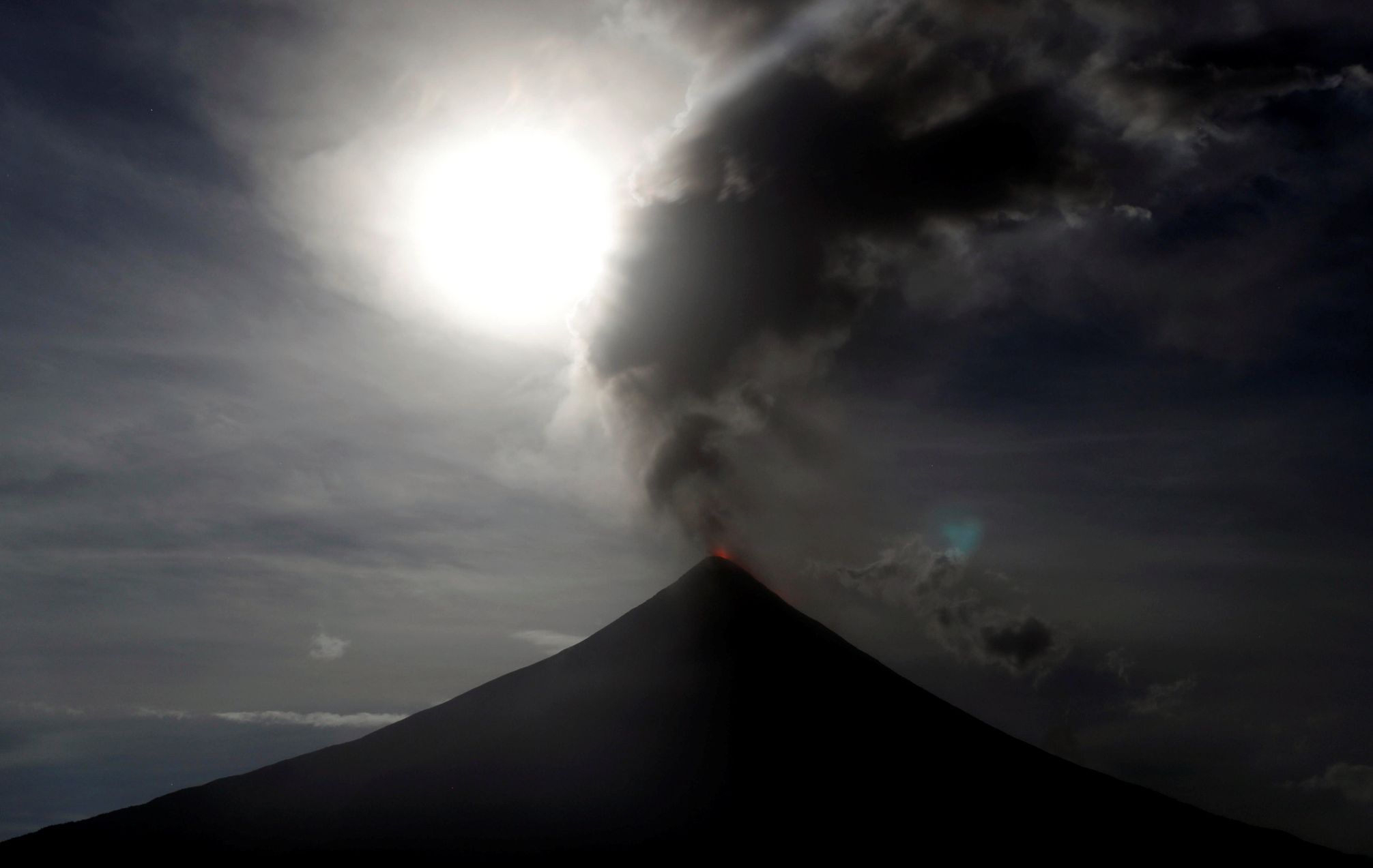 Superměsíc: Filipíny, sopka Mayon