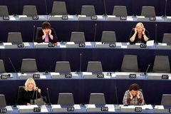 Studie: Čeští zástupci patřili v europarlamentu mezi línější