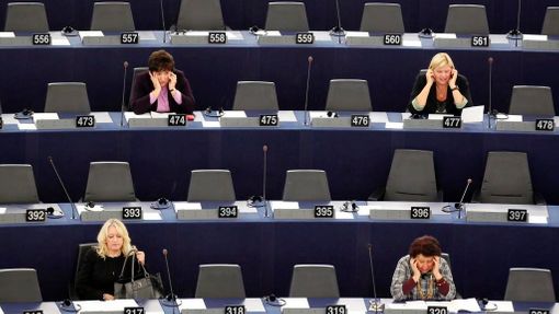Členky Evropského parlamentu na jednání ve Štrasburku.