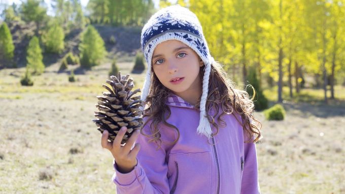 Podzimní biatlon se šiškami? Zábavy při něm zažijete spoustu.