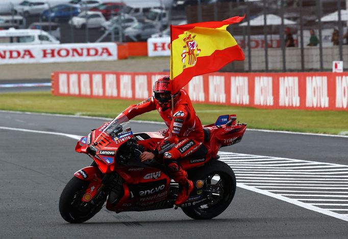 Marc Márquez z Ducati slaví titul mistra světa MotoGP 2025