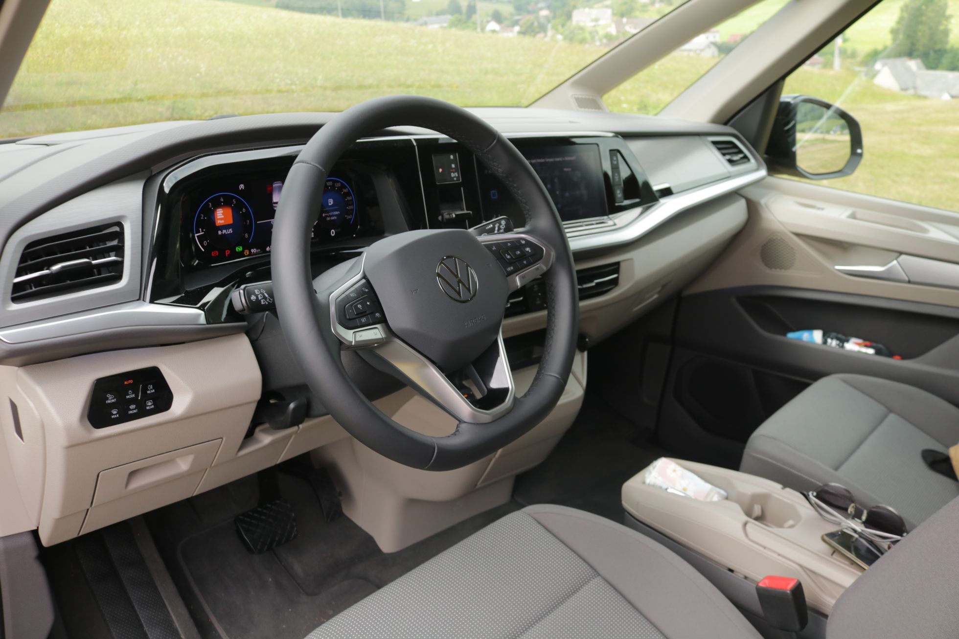 Volkswagen T7 Multivan s vestavbou Egoe