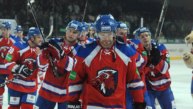 Hráči pražského Lva před utkáním KHL 2012/13 s Rigou.