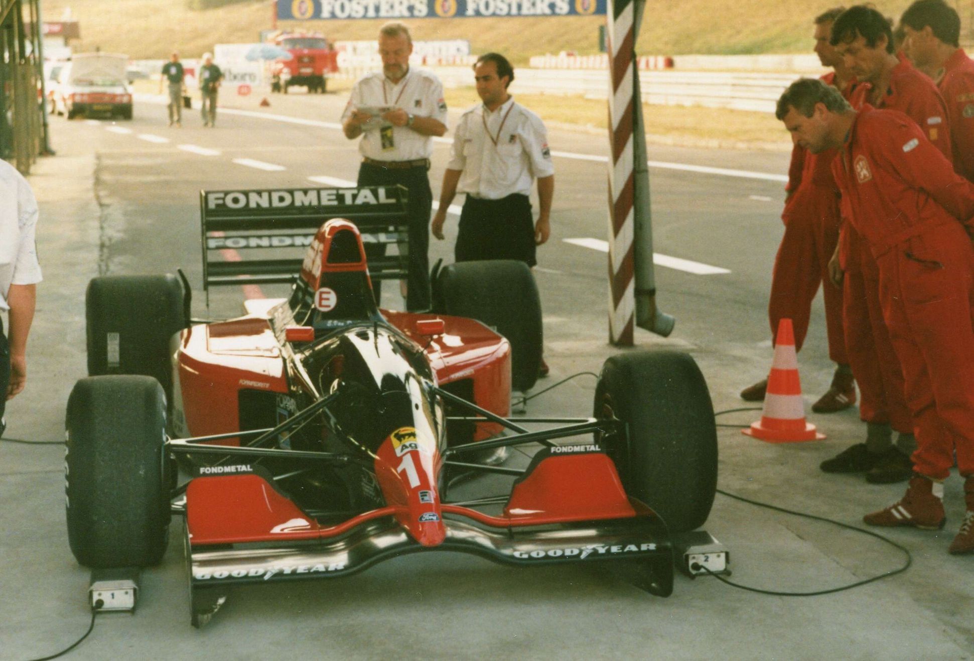 "narexáci" Cyrila Svobody kniha