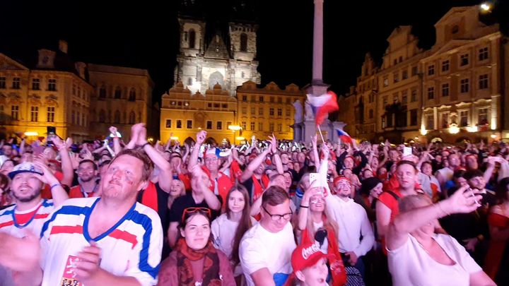 Tohle český hokej nezažil 39 let. "Staromák" zaplnila euforie, lidé kolabovali