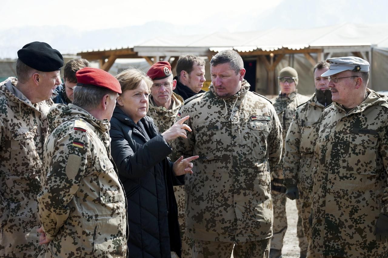 Angela Merkelová přiletěla na nečekanou návštěvu do Afghánistánu