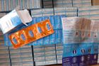 Celníci na letišti zajistili dvě tuny padělaných kondomů. Prodejem by vznikla škoda 7 milionů korun