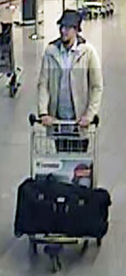 Faycal Cheffou. "Muž v klobouku", třetí terorista z letiště Zaventem.