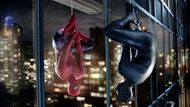 8. Spider-man 3 (2007) je sice prvním z "pavoučí" série, který nezískal ani jednu nominaci na prestižního Oscara, zato patří k těm nejvýdělečnějším. Snímek s rozpočtem 258 milionů dolarů utržil během prvního víkendu téměř 382 milionů dolarů.