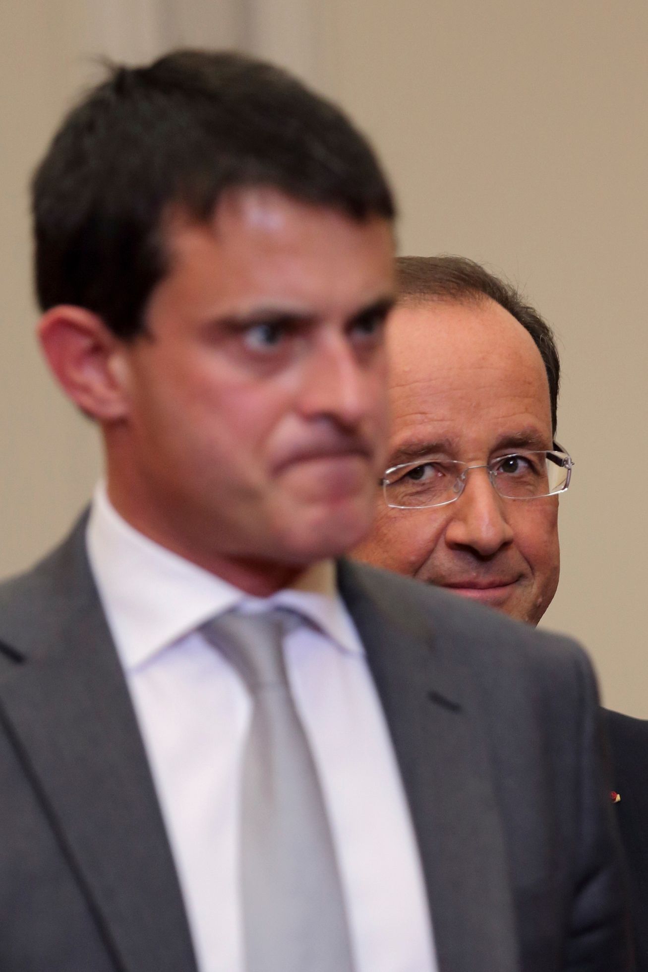 Premiér Manuel Valls a prezident Francois Hollande.