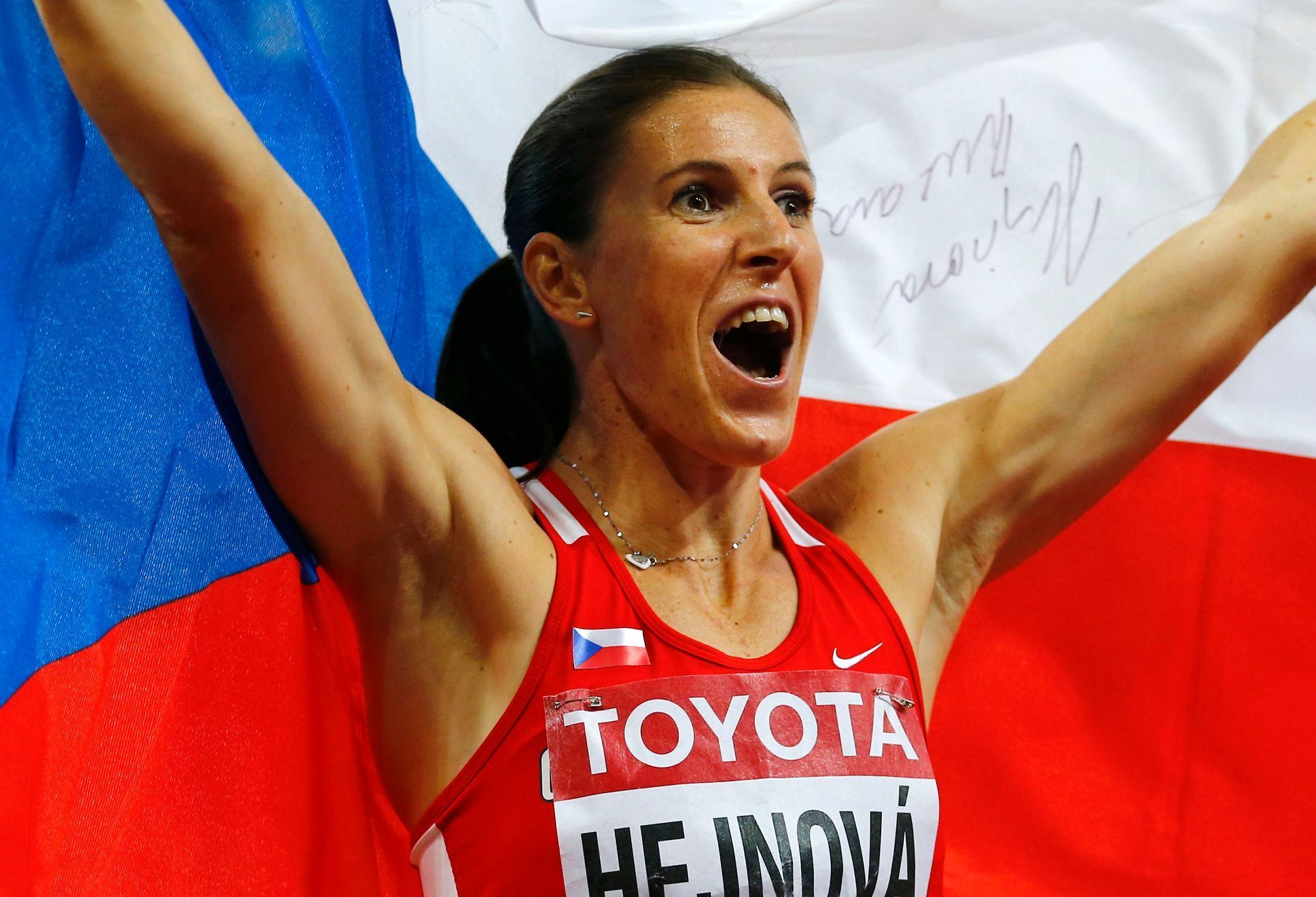 MS 2015, 400 m př.: Zuzana Hejnová slaví titul mistryně světa