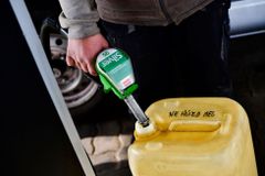Maďarsko zavádí na benzinkách dvojí ceny. Cizinci zvýhodnění zneužívají, tvrdí vláda