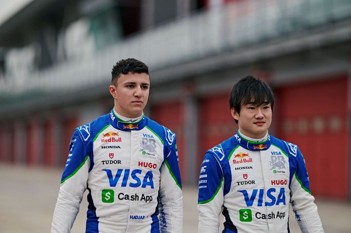 F1 2025: Isack Hadjar a Juki Cunoda (Racing Bulls)