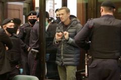 Vězněného opozičníka Navalného přesunuli na neznámé místo, tvrdí jeho spolupracovník