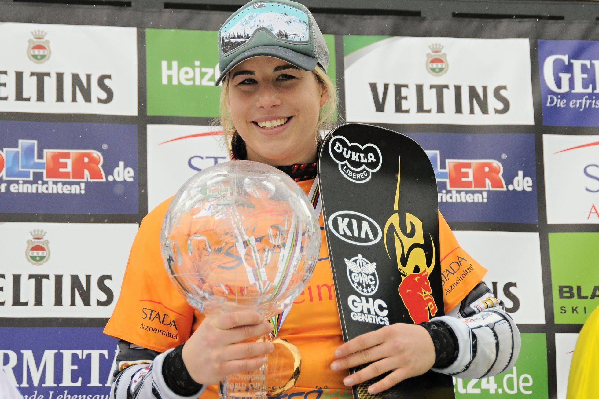 Ester Ledecká, vítězka SP ve snowboardingu 2015-16