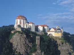 Státní zámek Vranov nad Dyjí                        