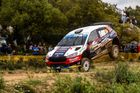 Cais získal na Sardinii bod, Italskou rallye potřetí v kariéře vyhrál Neuville