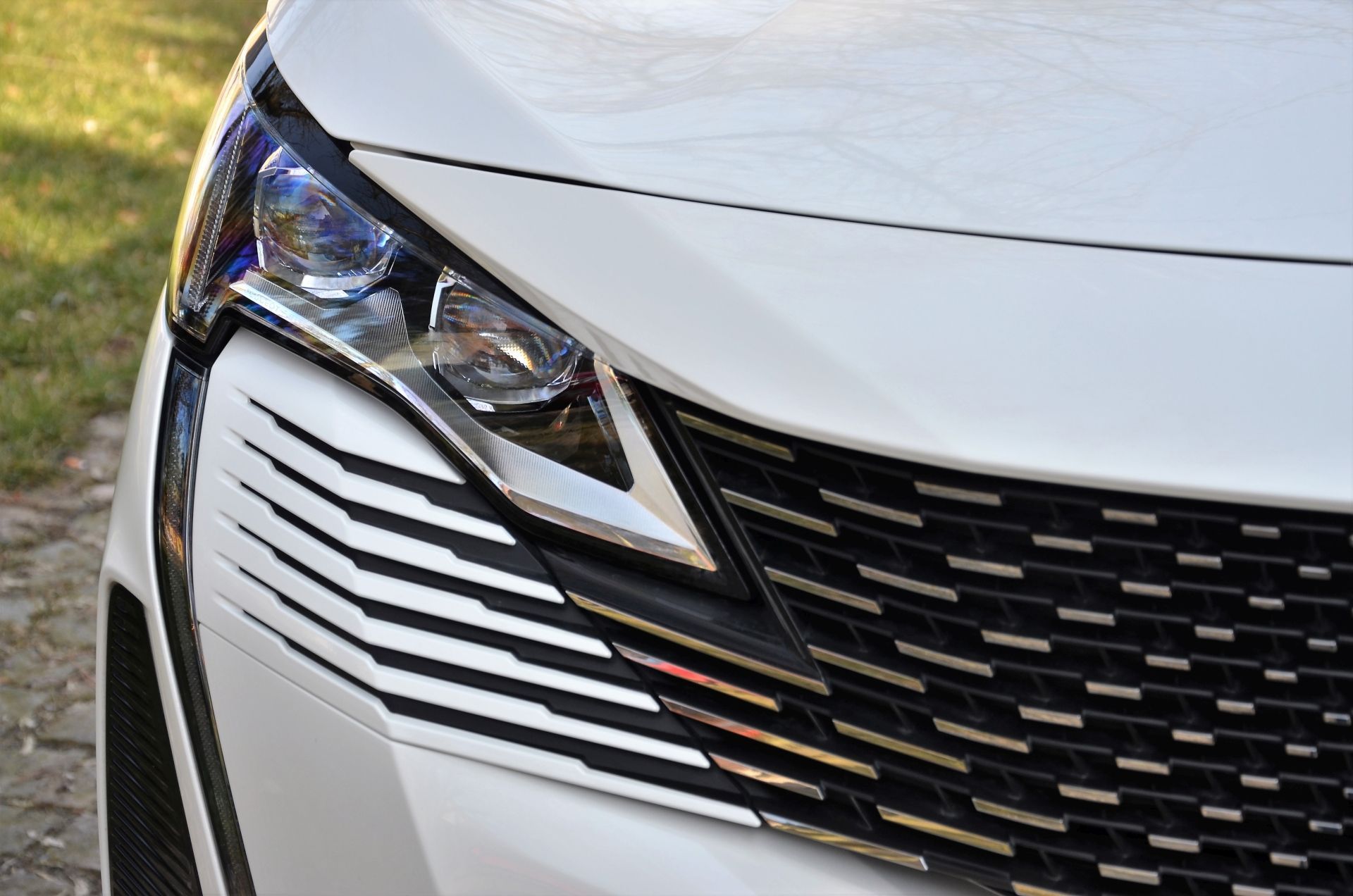 Peugeot 3008 Hybrid 2020 2021