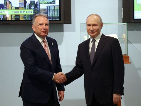 Trumpův vyslanec Witkoff se nechal napálit Kremlem. Využil služeb Putinovy tlumočnice