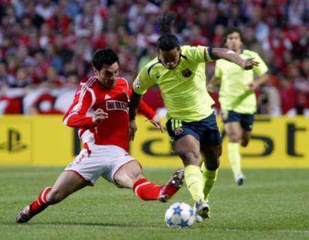 Benfica - Barcelona: Rocha a Ronaldinho