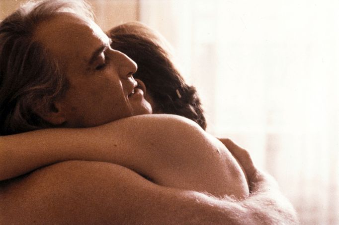 Marlon Brando ve filmu Poslední tango v Paříži, 1972.