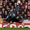 Pavel Srníček (Newcastle) - Lee Dixon (Arsenal), 1996