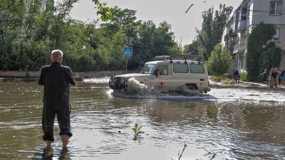 ukrajina nová kachovka přehrada záplavy