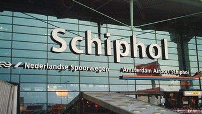 Letiště Schiphol v Amsterodamu.