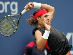 Španělský tenista Rafael Nadal v zápase prvního kola US Open, ve kterém si poradil s Markem Philippoussisem z Austrálie, finalistou US Open z roku 1998, třikrát 6:4.