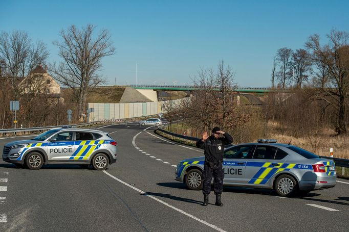 Uzavřené hranice. Přechod Hrádek nad Nisou-Porajów