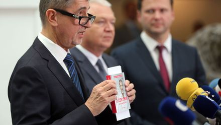 Poslanci si zvolili předsedu. Poslaneckou sněmovnu povede Radek Vondráček z hnutí ANO