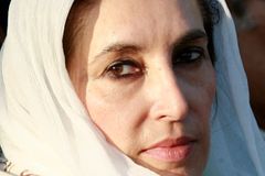 Pákistán obvinil ze smrti Benazír Bhuttové policisty