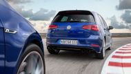 3. Volkswagen Golf si drží titul nejprodávanějšího auta v Evropě, ale celosvětově si o příčku meziročně pohoršil, aktuálně je na třetí pozici. V Česku je pátý nejprodávanější automobil.