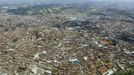 An aerial photograph shows the rusted iron-sheet roofing in the sprawling Kibera slum, one of the largest and poorest slums in Africa and home to about 1 million people, in Kenya's capital Nairobi October 30, 2012. REUTERS/Thomas Mukoya (KENYA - Tags: SOCIETY) Published: Říj. 30, 2012, 7:54 odp.