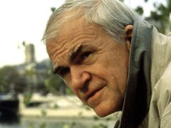 Milan Kundera žil od roku 1975 ve Francii.