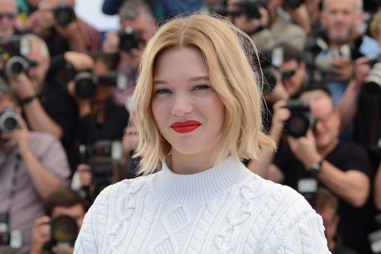 červená rtěnka, žena