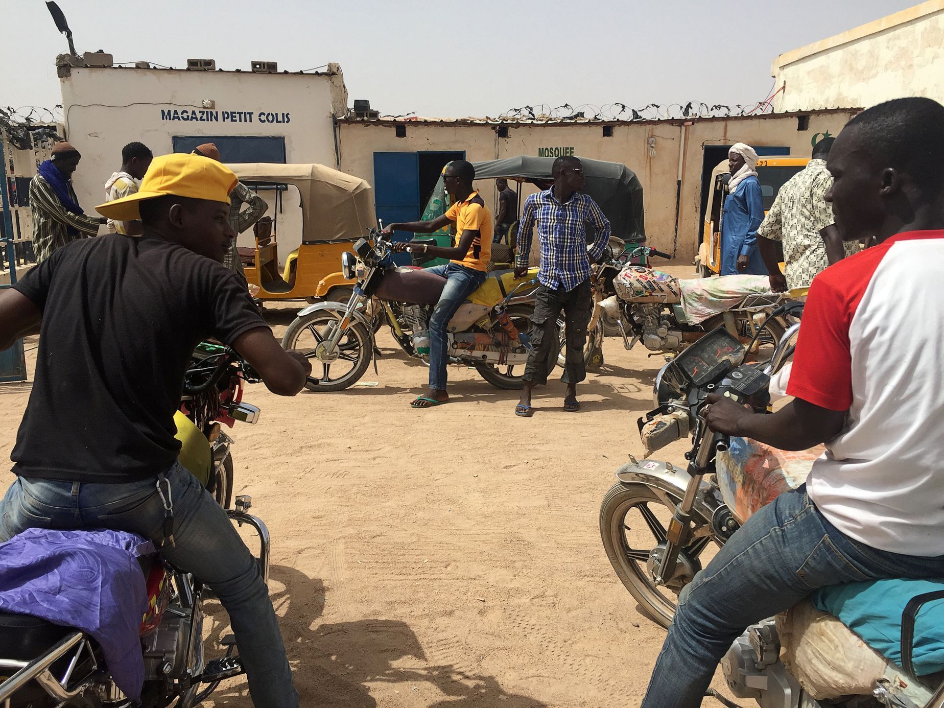Migranti v saharském Nigeru
