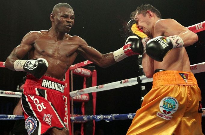 boxerská překvapení a zářezy roku 2013 (Rigondeaux vs. Donaire)