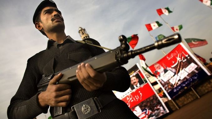 Pákistánský policista (ilustrační foto).