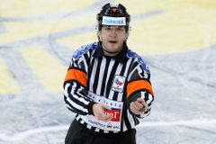 Na hokejovém MS se představí i čtyři čeští sudí