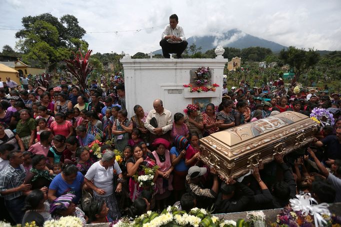 Situace v Guatemale po mohutné erupci sopky Fuego. Červen 2018.