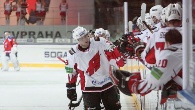 Omsk se raduje z první výhry v sezoně.