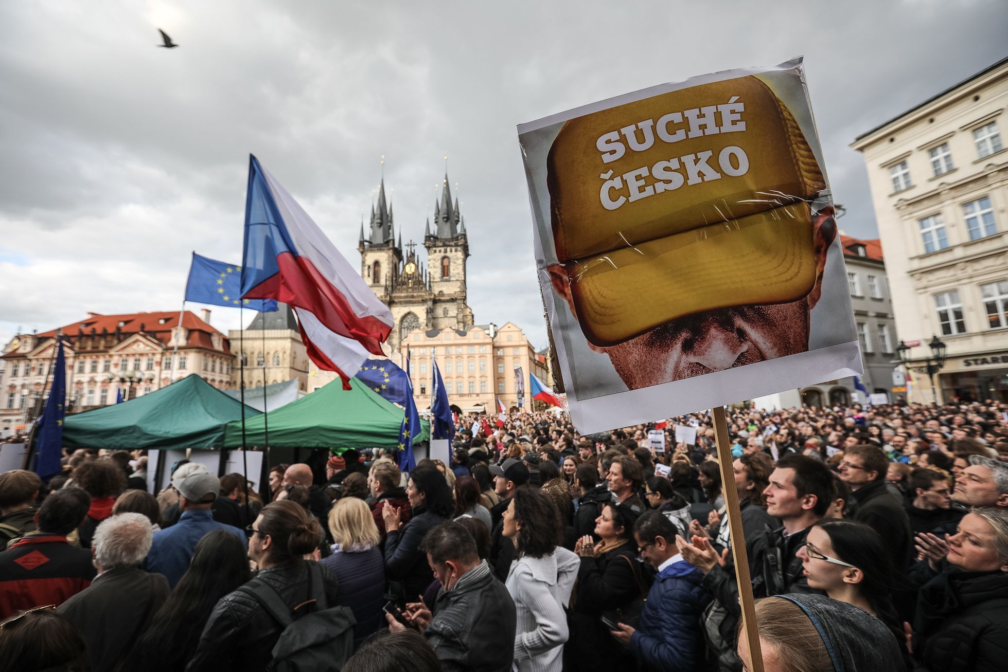 Třetí demonstrace proti Benešové a Babišovi a za spravedlivou justici, Staroměstské náměstí, Praha