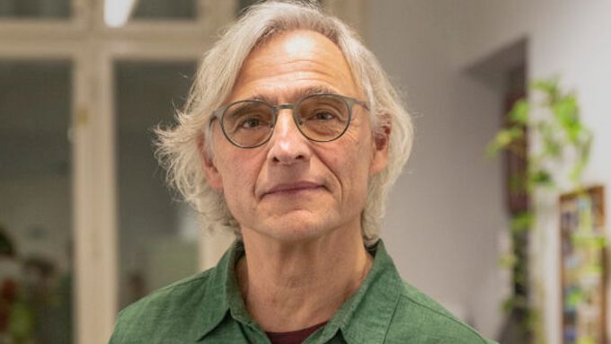 Karel František Tománek byl odvolán z funkce ředitele Studia Ypsilon.